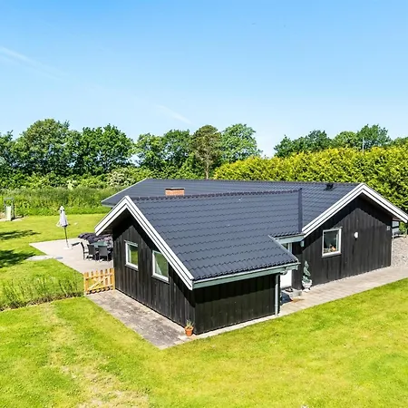 Nina - 700m To The Fjord By Interhome Storvorde